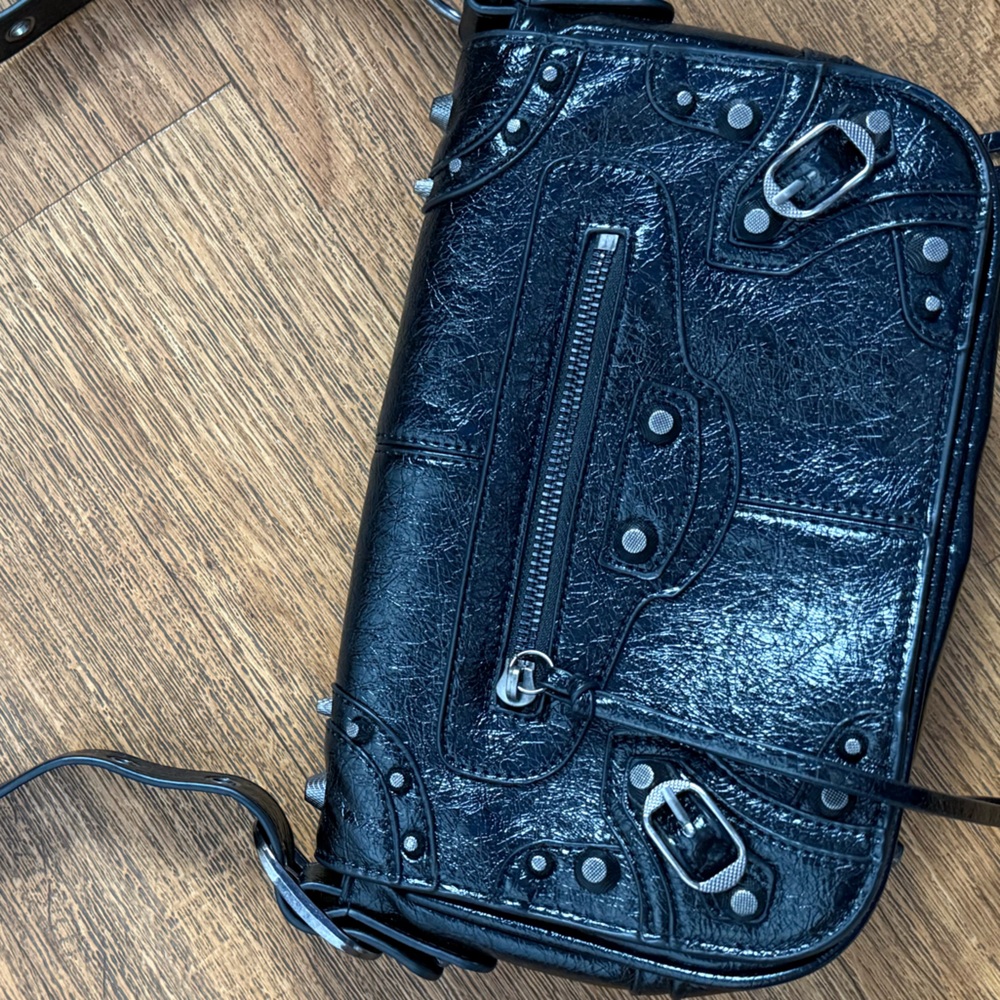 Black Cracked Leather Crossbody Bag With Stud hardware - Picture 7 of 9